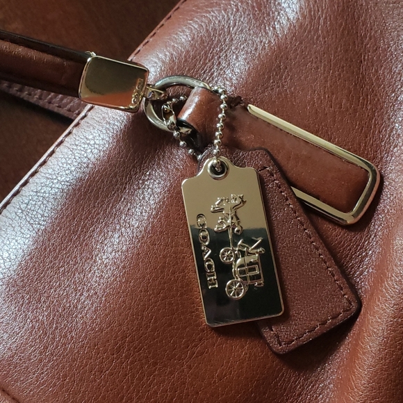 Vintage Coach hobo - Picture 2 of 10